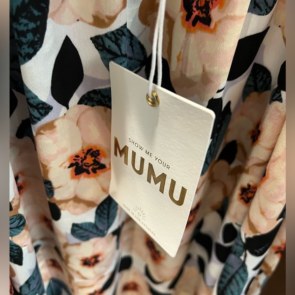 Show me your MUMU top/dress shoulder tie with floral design NWT- size M - Picture 3 of 7